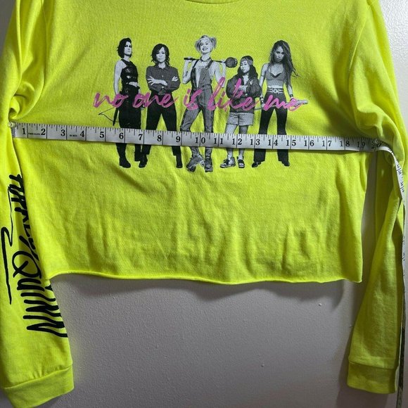 Neon Green Graphic Crop Top - Picture 6 of 7